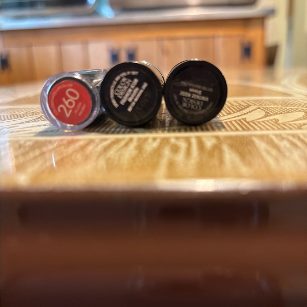 Three New Lipsticks- Damaged - Picture 3 of 3